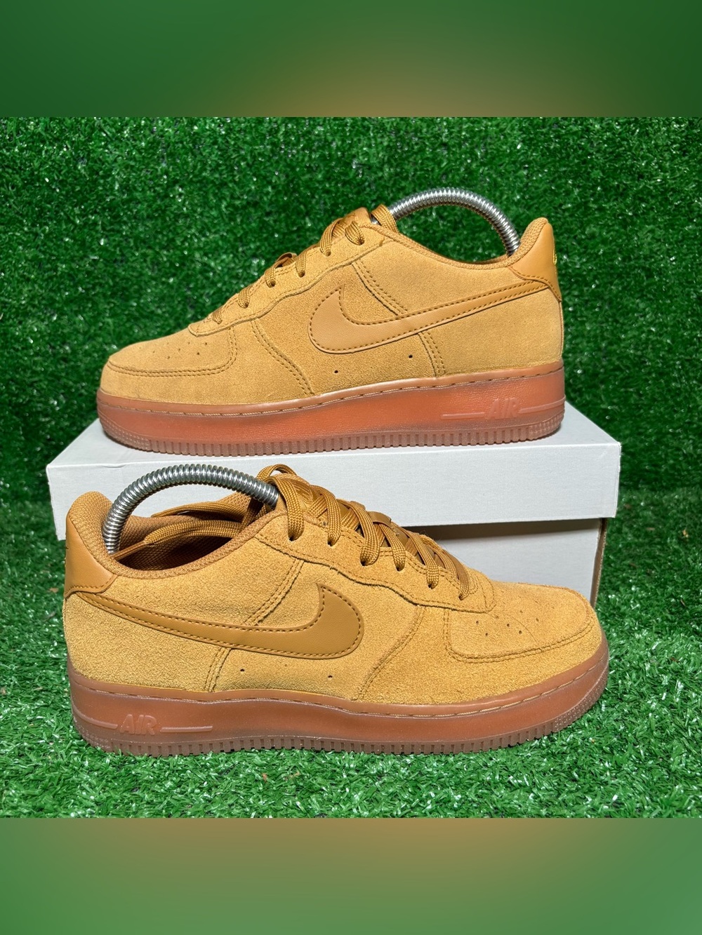Nike Air Force 1 LV8 Wheat Gum Bottom Light Brown BQ5485-700 Womens 8 (6.5Y)